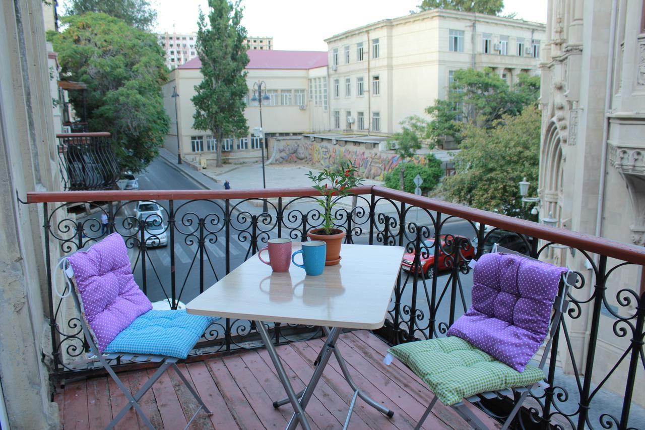 Capital Hostel Baky Esterno foto